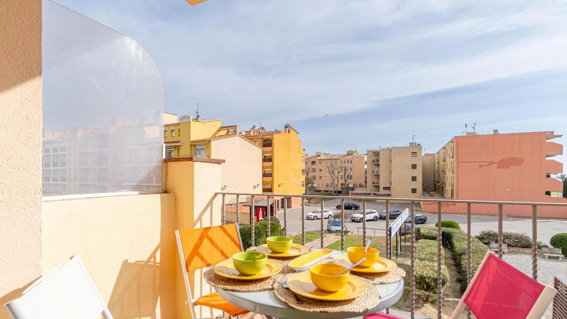 Apartamento Con Terraza Y Parking A 2 Minutos De La Playa - Empuriabrava - Hisp-288-66
