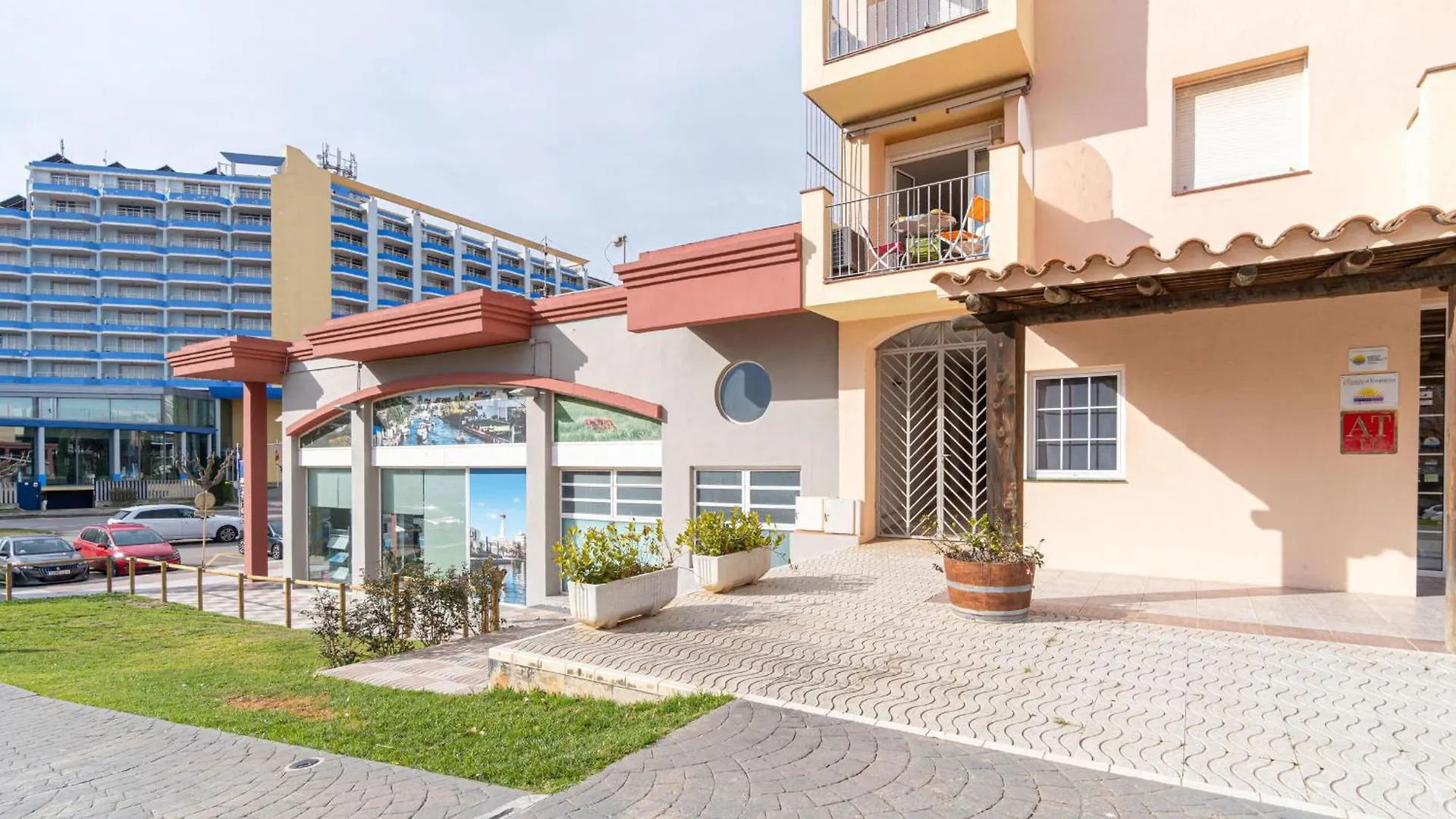 Appartamento Apartamento Con Terraza Y Parking A 2 Minutos De La Playa - Empuriabrava - Hisp-288-66 Spagna
