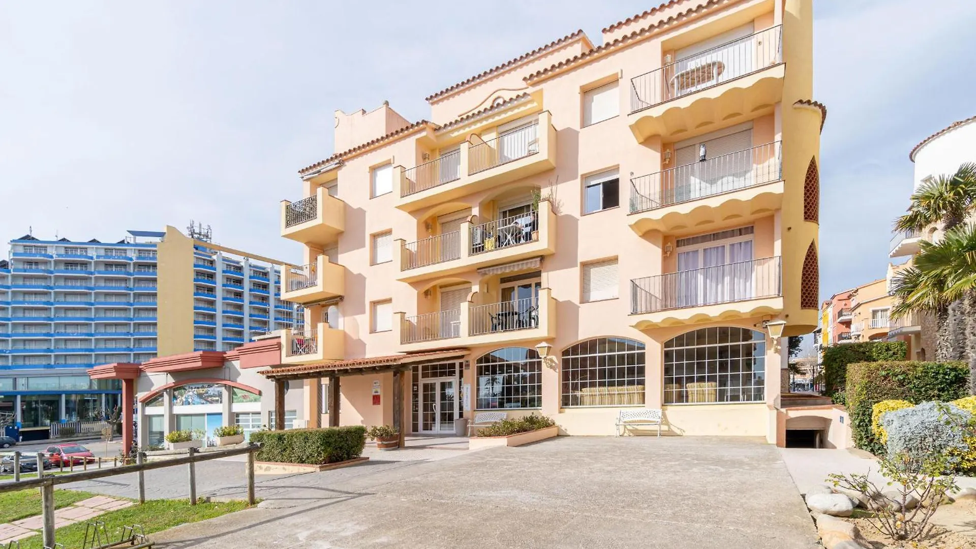 Apartamento Con Terraza Y Parking A 2 Minutos De La Playa - Empuriabrava - Hisp-288-66 Spagna